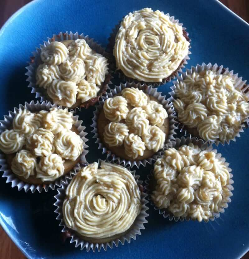 Are you following the Paleo diet but still love cupcakes?! I've got your back with these Paleo vanilla cupcakes!
