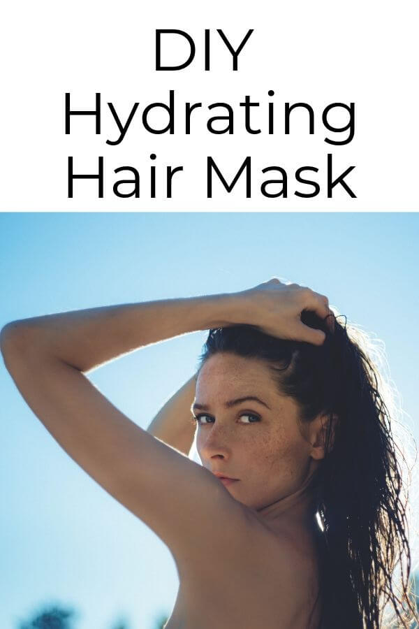 DIY Hydrating Hair Mask - try this homemade deep conditioning hair mask and say goodbye to dry and damages hair with split ends! This natural hair mask is made with olive oil, coconut oil and essential oils - so easy and cheap to make and store and so much better and more effective than anything from the drugstore! #homemade #naturalbeauty #haircare #diy #hairmask