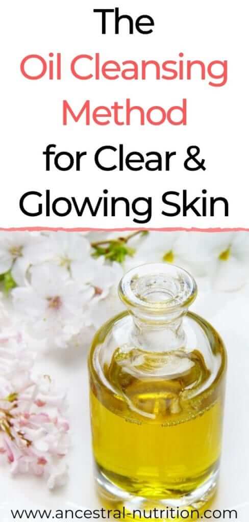 The Oil Cleansing Method helps clear skin and improve acne, balance oil production, naturally hydrate and leave you with beautiful, glowing skin! #skincare #clearskin #acne #beautysecrets #essentialoils